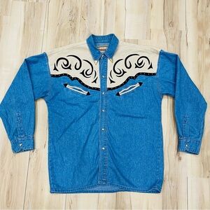 Western Cowboy Women’s Denim Pearlsnap Shirt Rivergold Brand size Medium